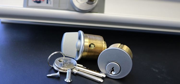 Commercial Lock Installation Bell Gardens